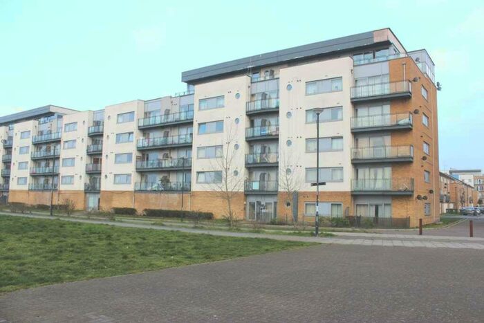 1 Bedroom Apartment To Rent In Defence Close, West Thamesmead, SE28