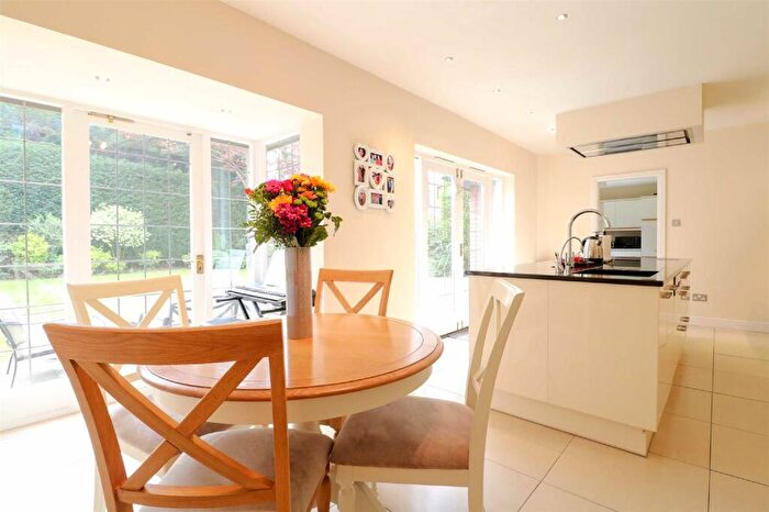 6 Bedroom Detached House To Rent In Hazlemere Drive, Four Oaks Estate, B74