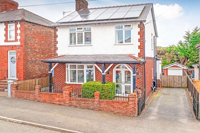 3 Bedroom Detached House For Sale In Hillside, Hawarden, CH5