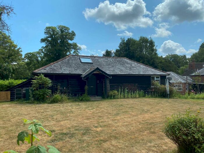 2 Bedroom Detached House To Rent In Greatbridge Road, Romsey, SO51