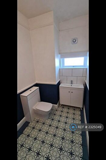 1 Bedroom Flat To Rent In Bath Street, Rugby, CV21