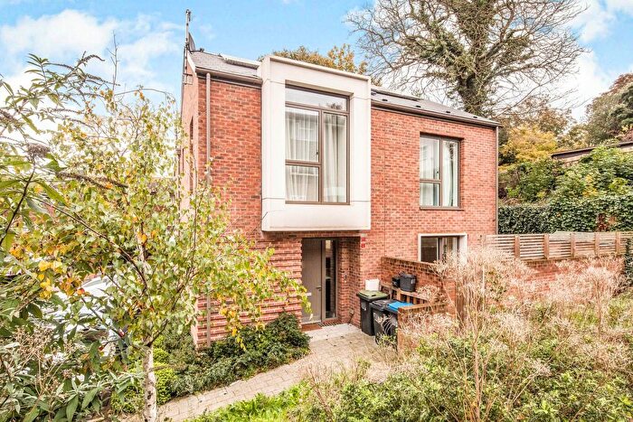 3 Bedroom Semi Detached House To Rent In Ravensdale Gardens, London, SE19