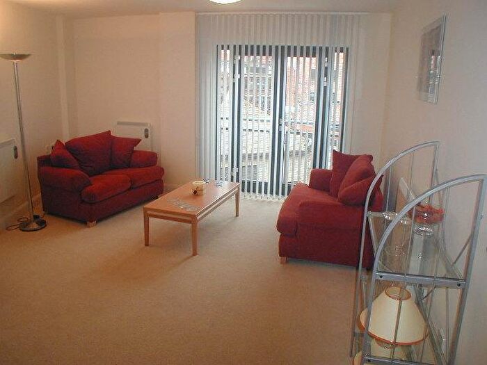 2 Bedroom Apartment To Rent In Q, B3