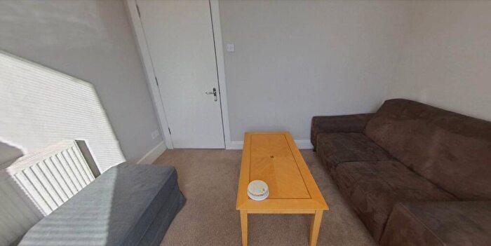 1 Bedroom Flat To Rent In () Fountainbridge, Edinburgh, EH3