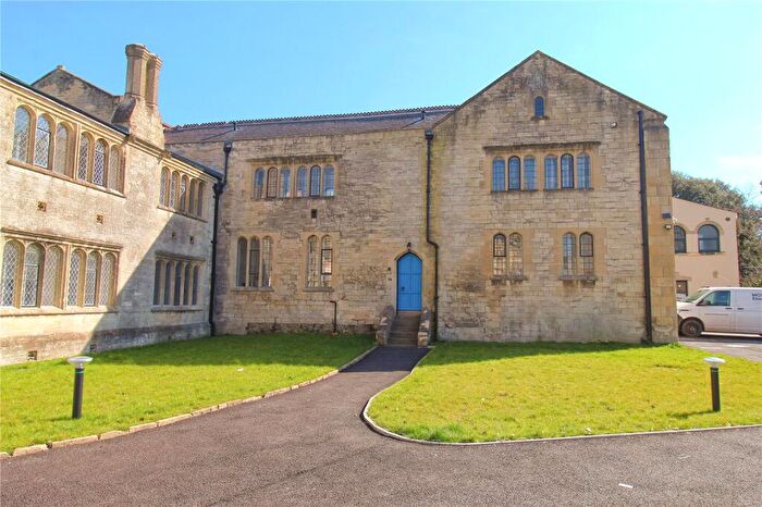 2 Bedroom Apartment For Sale In The Tabernacle, Church Street, BA14