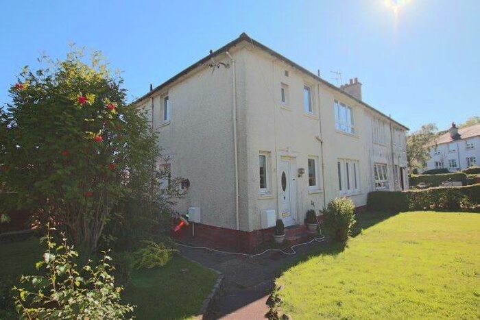 2 Bedroom Flat To Rent In Chestnut Drive, Clydebank, G81