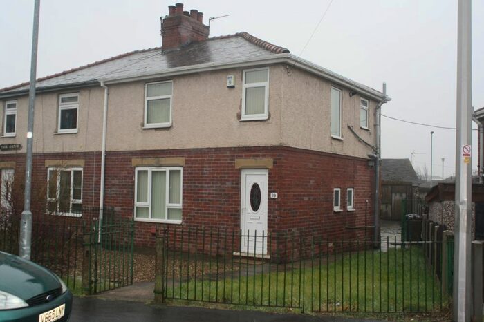 3 Bedroom Semi-Detached House To Rent In Park Avenue, Cudworth, Barnsley, S72