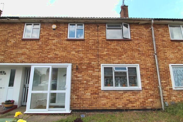 1 Bedroom Terraced House To Rent In Flatfield Road, Hemel Hempstead, Hertfordshire, HP3