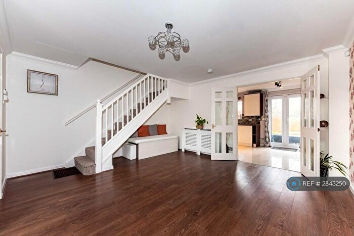 4 Bedroom Semi Detached House To Rent In Manor Crescent, Epsom, KT19