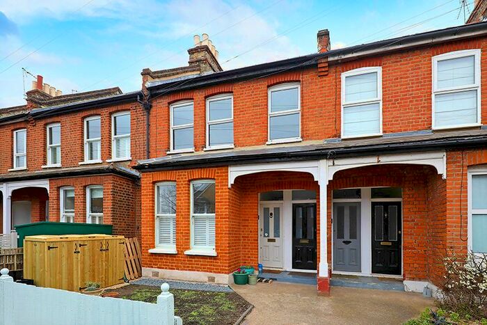 2 Bedroom Flat To Rent In Avondale Road, Mortlake, SW14