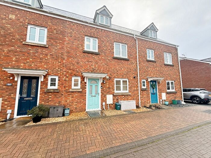 4 Bedroom Terraced House For Sale In Ffordd Cambria, Pontarddulais, SA4