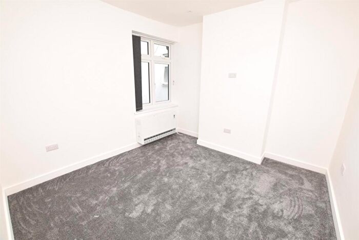 2 Bedroom Apartment To Rent In London Road, Romford, RM7