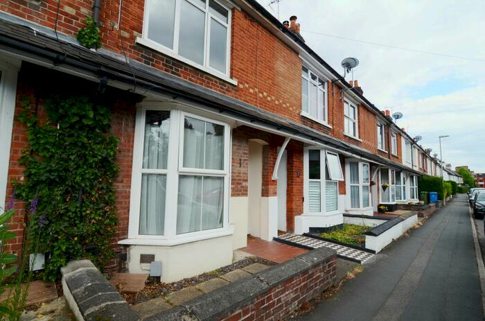 2 Bedroom Terraced House To Rent In Elm Grove Road, Farnborough, GU14