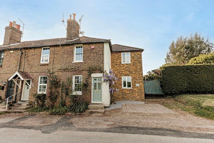 3 Bedroom End Terrace House For Sale In Tickham Lane, Lynsted, ME9