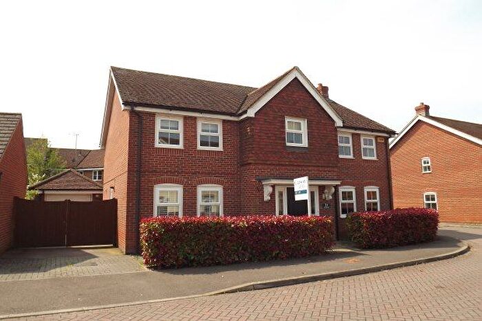 4 Bedroom Detached House To Rent In Creswell, Hook, RG27