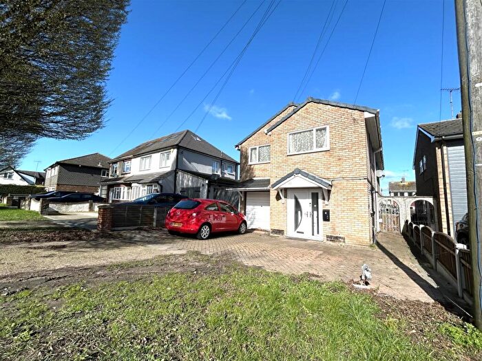5 Bedroom Detached House To Rent In London Road, Benfleet, SS7