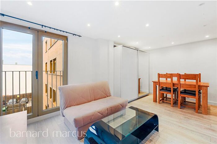 1 Bedroom Apartment To Rent In London Road, Cheam, Sutton, SM3