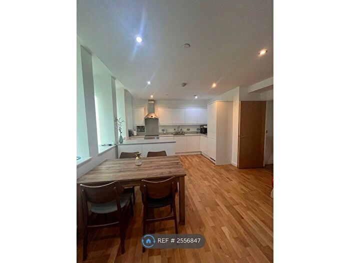 2 Bedroom Flat To Rent In Emerald House, Croydon, CR0