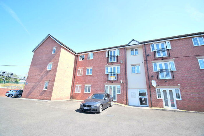 2 Bedroom Flat To Rent In Phillip Court, Newport, NP19