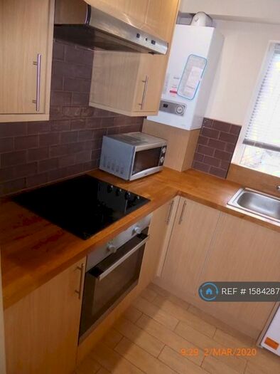 Studio To Rent In Victoria House, Woking, GU21