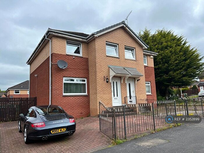 3 Bedroom Semi Detached House To Rent In Forge Street, Glasgow, G21