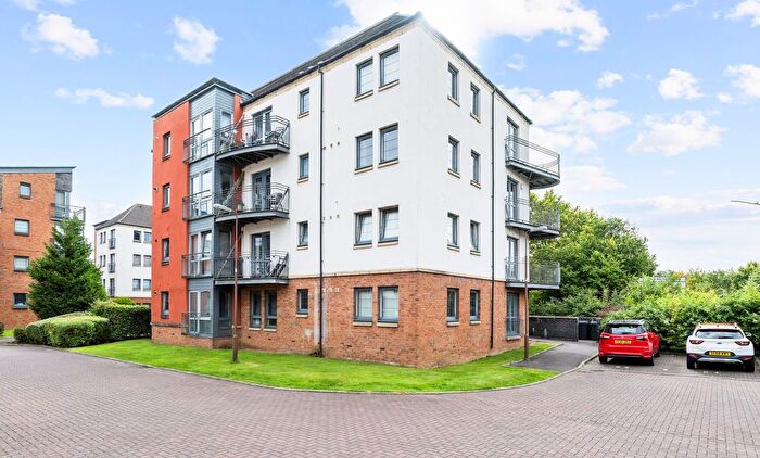 2 Bedroom Flat For Sale In Kaims Terrace, Livingston, EH54