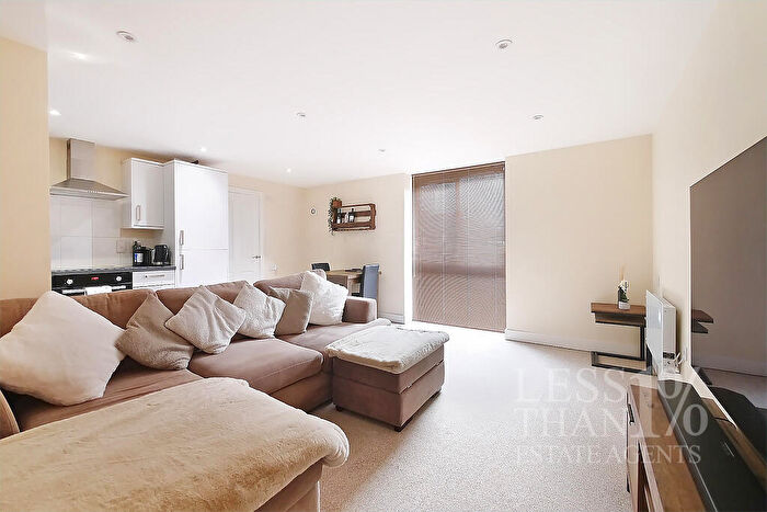 2 Bedroom Flat For Sale In Ashby Wood Drive -, NN5