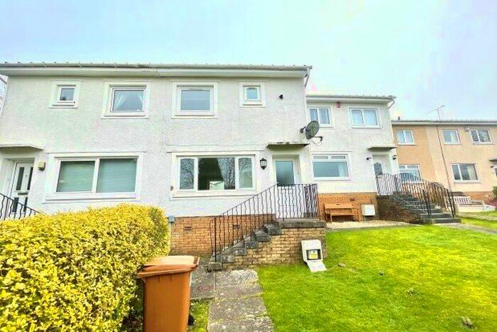 2 Bedroom Property To Rent In Alloway Drive, Glasgow, G77