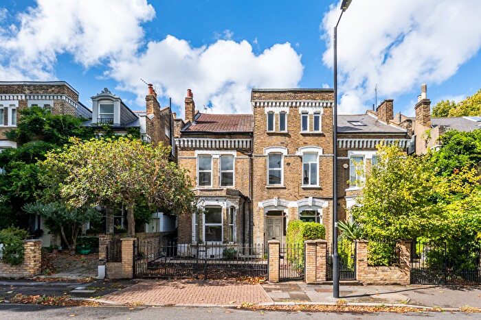6 Bedroom Detached House For Sale In Bromfelde Road, London, SW4