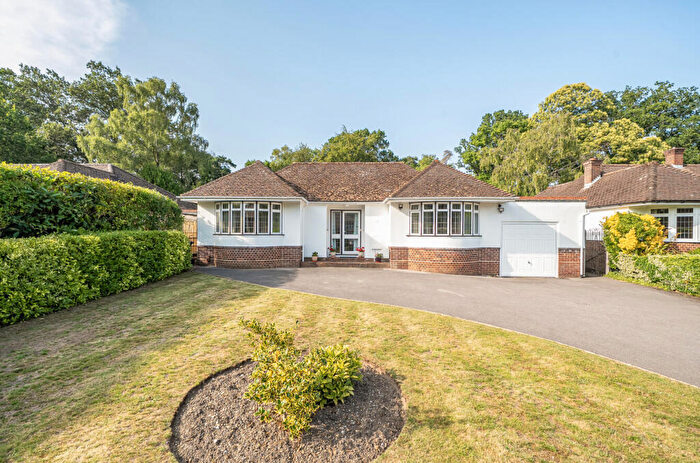 3 Bedroom Bungalow For Sale In Hiltingbury Road, Chandler's Ford, Eastleigh, SO53