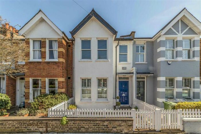 4 Bedroom House To Rent In Second Avenue, East Sheen, SW14