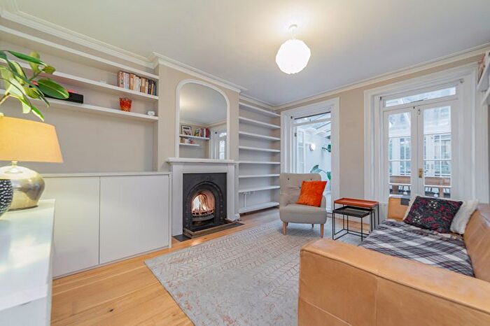 2 Bedroom Flat To Rent In Randolph Avenue, London, W9