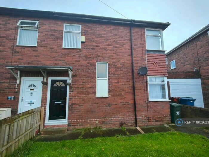 3 Bedroom Semi-Detached House To Rent In Heathwell Road, Newcastle Upon Tyne, NE15