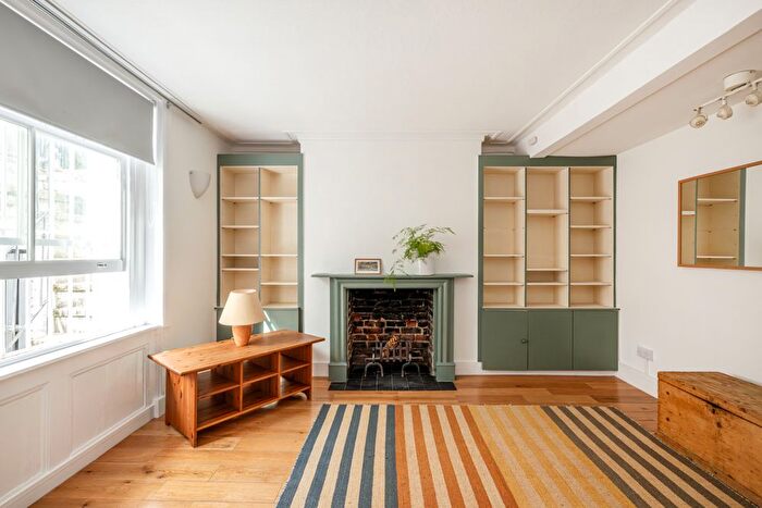 2 Bedroom Flat To Rent In Holland Road, London, W14