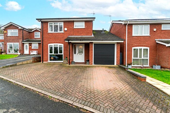 4 Bedroom Detached House For Sale In Longmoss Close, Middlewich, CW10