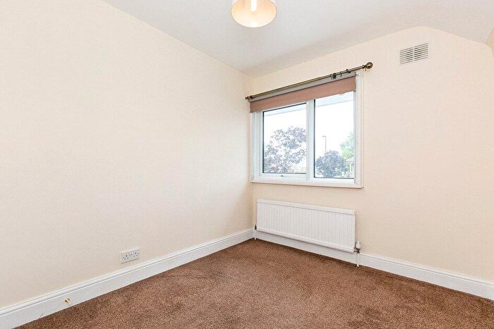 3 Bedroom End Of Terrace House For Sale In Haddington Road, Bromley, BR1