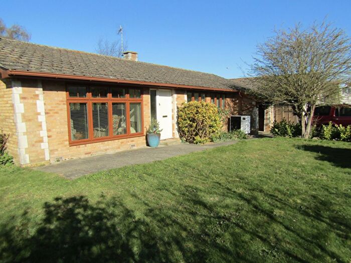 3 Bedroom Detached Bungalow To Rent In Edith Road, Kirby-Le-Soken, CO13