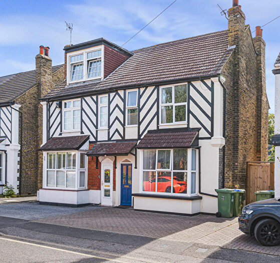 2 Bedroom Semi Detached House For Sale In Salisbury Road, Bexley, DA5