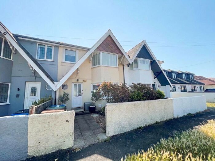 3 Bedroom Terraced House For Sale In Capel Avenue, Peacehaven, BN10