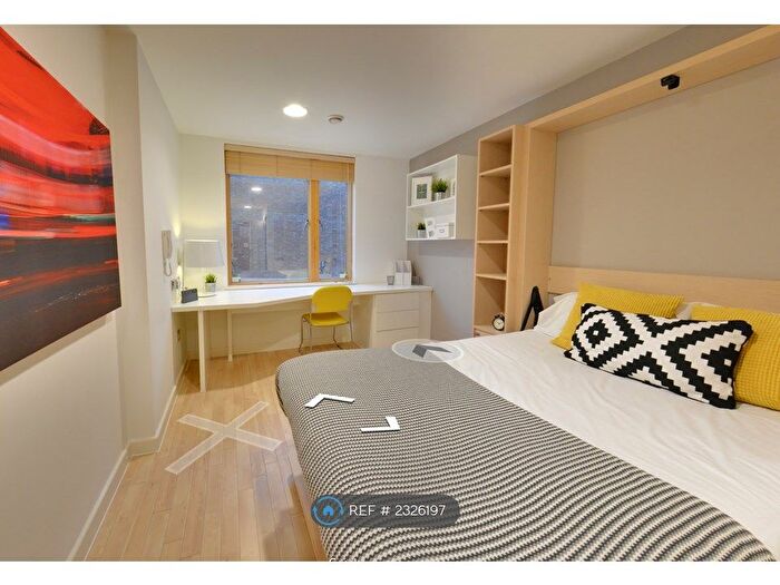 Studio To Rent In Kirby Street, London, EC1N