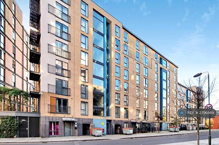 1 Bedroom Flat To Rent In Crawford Court, London, NW9