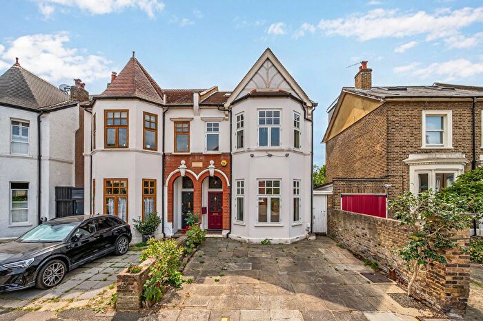5 Bedroom Semi-detached House To Rent In Marlborough Road, London, W5