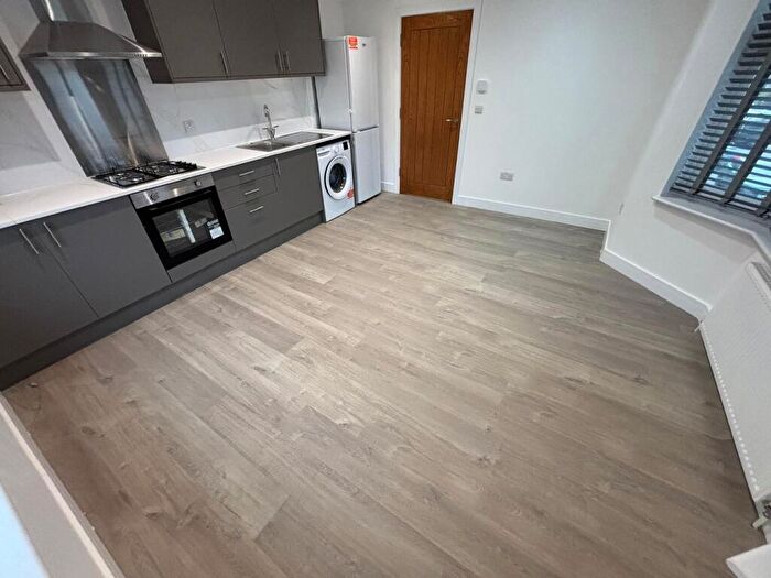 1 Bedroom Apartment To Rent In Rock Avenue, Gillingham, ME7