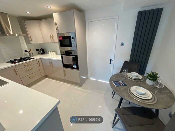 3 Bedroom Semi-Detached House To Rent In St. Andrews Road, Birmingham, B9