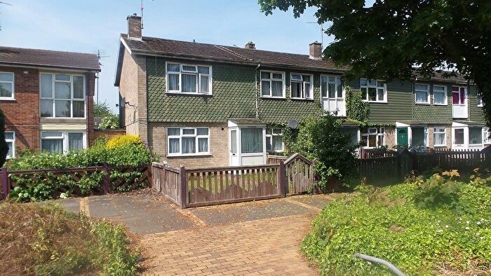 2 Bedroom Property To Rent In Deene Court, Ravensthorpe, Peterborough, PE3