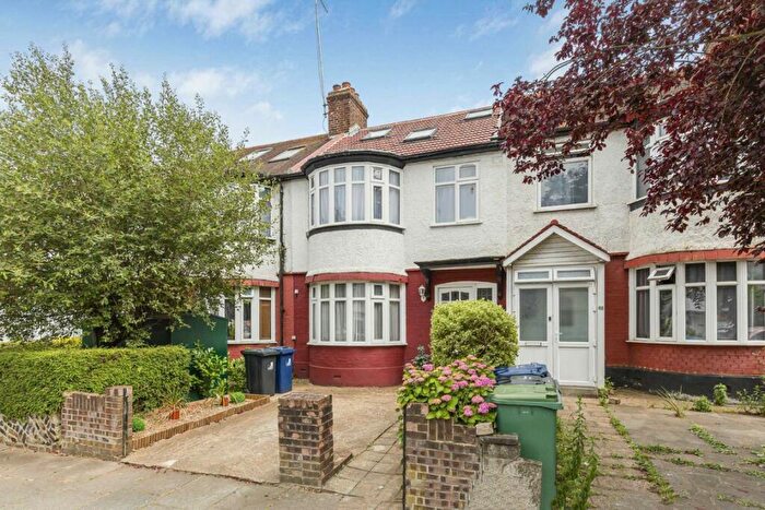 4 Bedroom Terraced House To Rent In Huxley Gardens, Acton, NW10