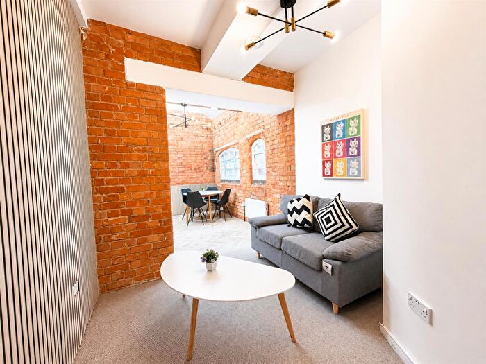 1 Bedroom Apartment To Rent In Professional Apartment - York Street, Leicester, LE1