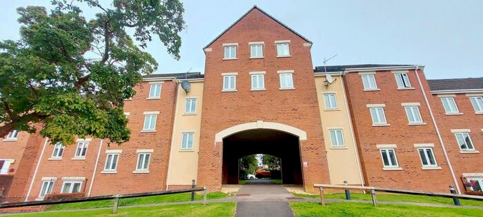 2 Bedroom Flat To Rent In Fleming Walk, Church Village, Pontypridd, CF38