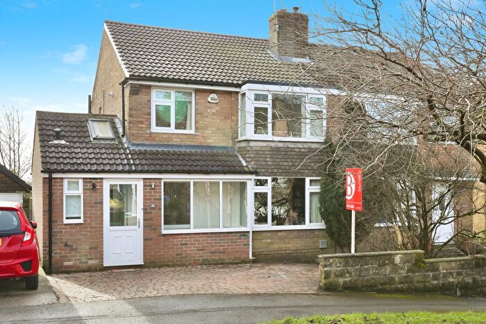 3 Bedroom Semi-Detached House For Sale In St. Albans Road, Sheffield, South Yorkshire, S10