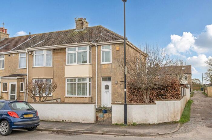 3 Bedroom Terraced House For Sale In Bloomfield Drive, Bath, BA2